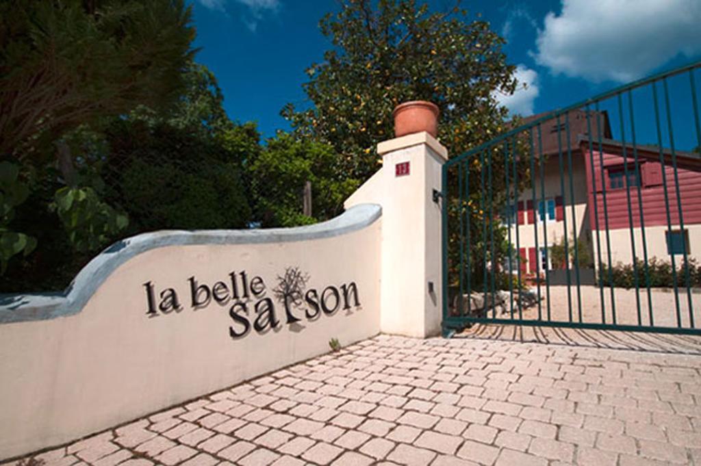 La Belle Saison Bed & Breakfast Mollens  Exterior foto